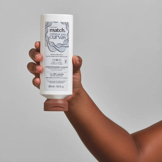 Condicionador e Leave-In Match Ciência das Curvas by Boticário, 300 ml